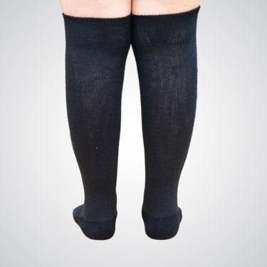 Soft knee black socks